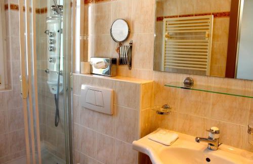 Noes Hotel | Boutique Hotel Art de Vivre & SPA