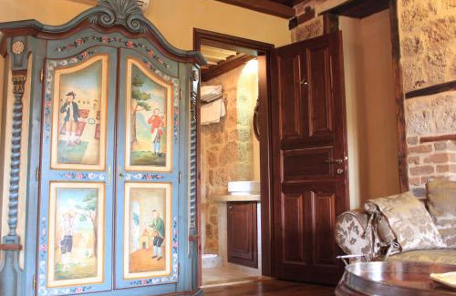 Veroia Hotel | Boutique Hotel Kokkino Spiti