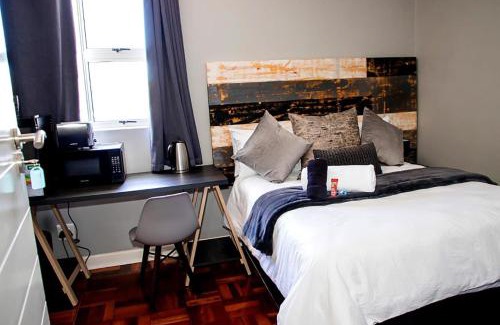 Humewood House | Boutique Hotel on the Bay