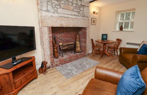 Akeld House | Bracken Lodge
