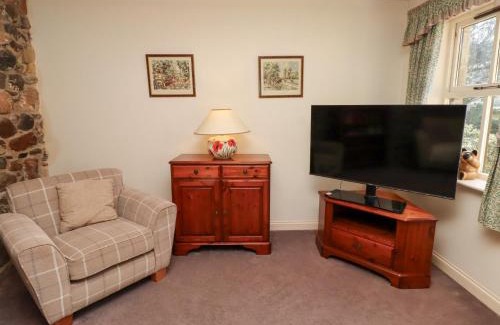 Akeld House | Bramble Cottage