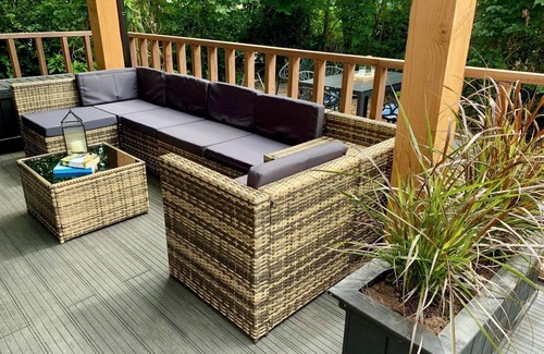 Sint Maartensvlotbrug House | Brand new chalet, placed in June 2024 at Bungalowpark Campanula. Spacious and modern furnished for 5 persons. Free WiFi.