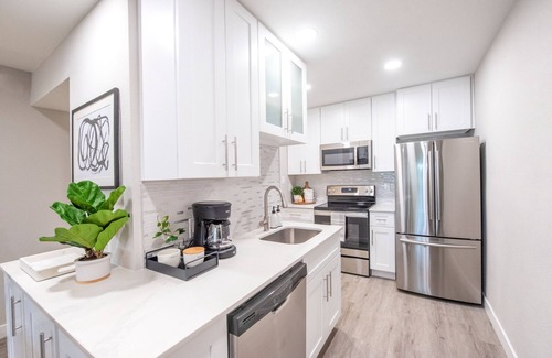 South Scottsdale Condo | ❤️BRAND NEW FULL LUXURY REMODEL - Old Town Scottsdale!❤️