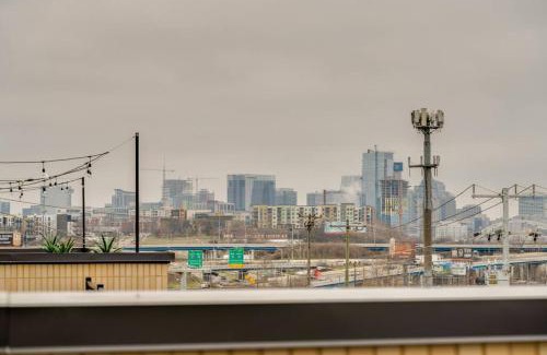 Nashville Apartment | Brand New-Luxury Apartment-Downtown