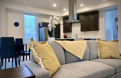 Columbia Condo | Brand New Modern Downtown Condo designed by award-winning architect!