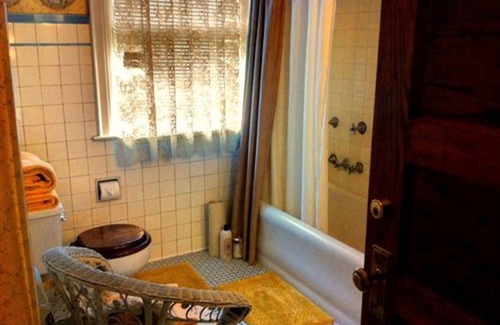Charleston Bed & Breakfast | Brass Pineapple Inn