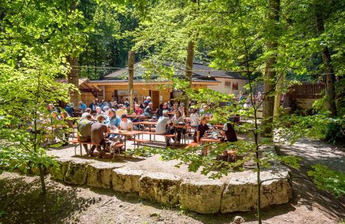 Adelsdorf Hotel | Brauereigasthof Zum Löwenbräu