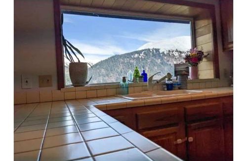 West Juneau House | Breathtaking Ocean, Mountain & Juneau Views