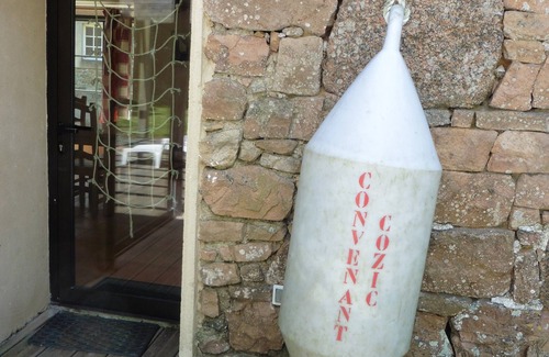Tregastel House | Breton stone house in Trégastel on the Pink Granite Coast