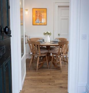 Annan Apartment | Bridge View