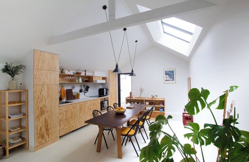 Montreuil House | Bright & Eco-Friendly Wooden Home – A Peaceful Retreat Near Paris