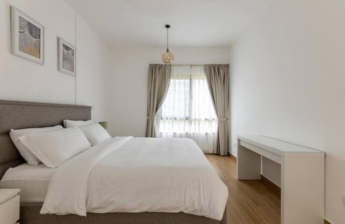 The Greens Apartment | Bright & Relaxing 1BR Apartment