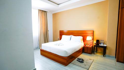 Bole House | Brighton Guest House and Cafe
