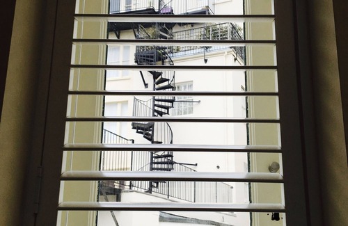 Hove House | Brighton Oasis of Calm seconds from the seafront and beach with an EnSuite Room
