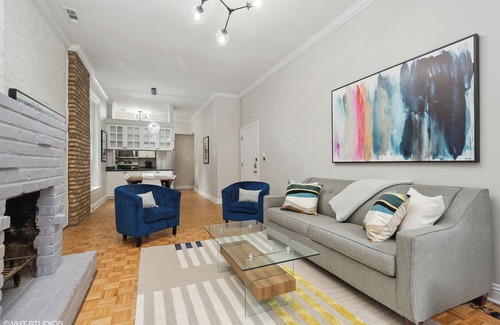 Near North Side Condo | Brilliant Downtown Chicago 3-Bedroom Condominium