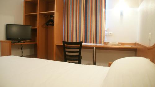 Cahors Hotel | BRIT HOTEL Essentiel CAHORS Nord