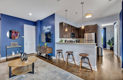 West End Condo | Broadway Blues at 30th Lofts Near Vandy/West End/Downtown Nashville