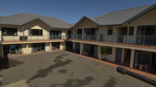 Picton Hotel | Broadway Motel