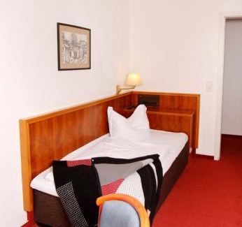 Parchim Hotel | Brocki's Hotel Stadt Hamburg