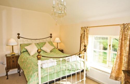 Church Minshull House | Brook House Farm Cottage