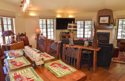 Red River House | Brown Bear Lodge -