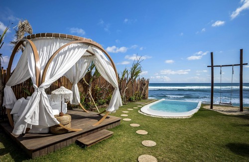 Pecatu RV Rental | Bubble Hotel Bali Nyang Nyang - Glamping (Adults only)