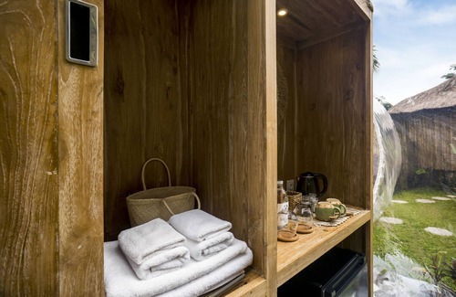 Tampaksiring RV Rental | Bubble Hotel Bali Ubud - Glamping