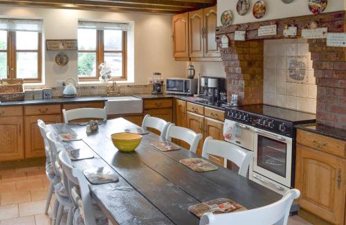 Betley House | Buddileigh Farm