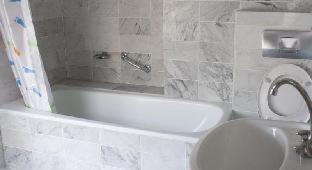 Museum Quarter Hotel | Budget Trianon Hotel