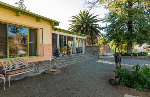 Namibia Resort | BuellsPort Naukluft Lodge & Farm