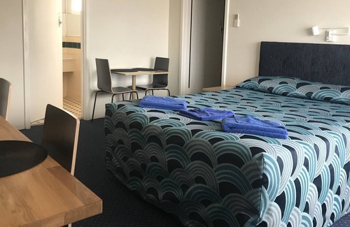 South Bunbury Hotel | Bunbury Motel