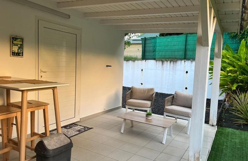 Circuit 1C1 Apartment | Bungalow 2 personnes Petit Bourg " La Bergetterie"
