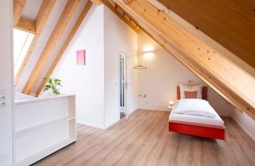Old Town House | Bunter Hund Apartments - ganzes historisches Altstadthaus