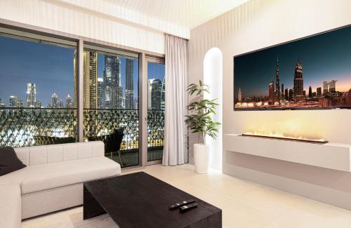 Za'abeel 2 Apartment | Burj Khalifa View, 2 Balcony w Lounge, Dubai Mall Access, Gym, Infinity-Pool, Playground, BBQ, Family Friendly