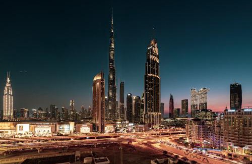 Za'abeel 2 Apartment | Burj Khalifa View, 2 Balcony w Lounge, Dubai Mall Access, Gym, Infinity-Pool, Playground, BBQ, Family Friendly