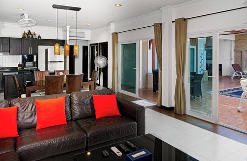 Nong Kae Villa | Busaba Villa 7 - 3 Bedroom - Pool