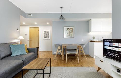 Pohja-Tallinn Apartment | By the Old Town, new & modern, 2 BR, easy access by car, free parking