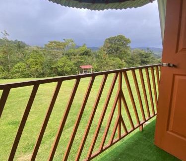 Bajos del Toro Cabin | Cabaña Familiar