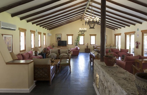 La Huayca Hotel | Cabañas La Huayca - Caja Los Andes