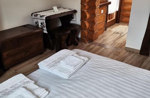 Sucevita Cabin | CABANA de POVESTE