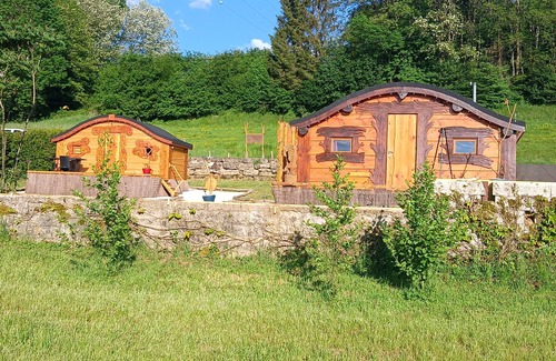 Amoncourt Cabin | Cabane Féerique D'amoncourt