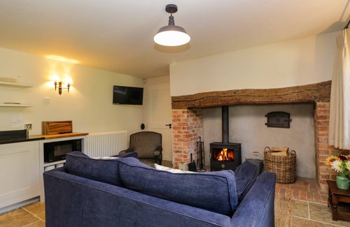 Broad Chalke Cottage | Cabin ∙ 1 bedroom ∙ 2 guests