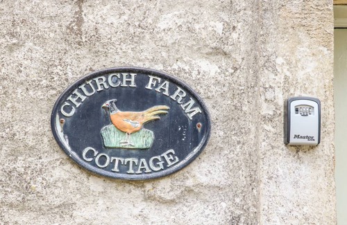 Hubberholme Cottage | Cabin ∙ 1 bedroom ∙ 2 guests
