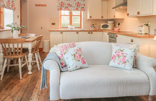 Bispham Green Cottage | Cabin ∙ 1 bedroom ∙ 2 guests