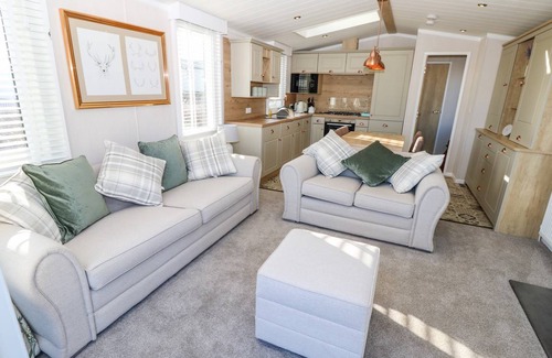 Cowes Cottage | Cabin ∙ 2 bedrooms ∙ 4 guests