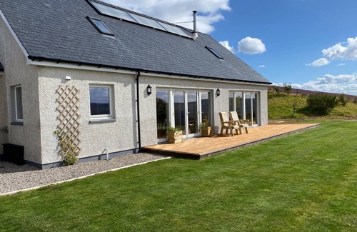 Rogart Cottage | Cabin ∙ 2 bedrooms ∙ 4 guests