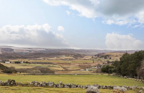 Rogart Cottage | Cabin ∙ 2 bedrooms ∙ 4 guests