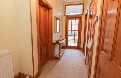 Peebles Cottage | Cabin ∙ 2 bedrooms ∙ 4 guests
