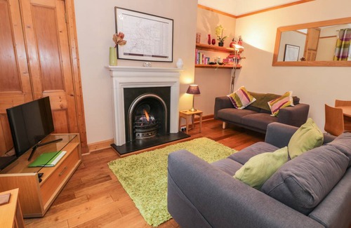 Peebles Cottage | Cabin ∙ 2 bedrooms ∙ 4 guests