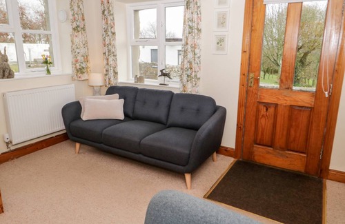 Rhosybol Cottage | Cabin ∙ 2 bedrooms ∙ 4 guests